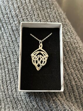 Celtic Knot Sterling Silver Pendant Necklace - Silver